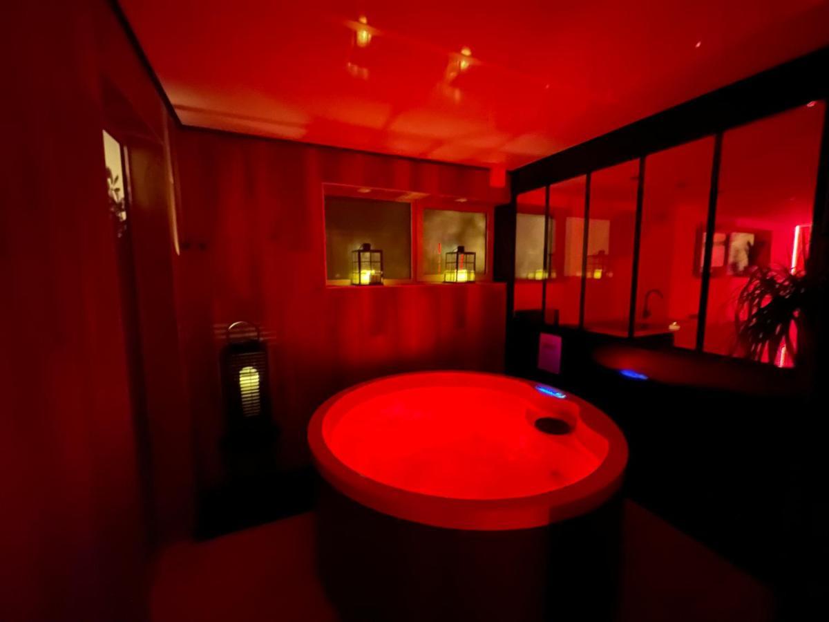 Апартаменти Loft Red Lights Сен-Сіпріян Екстер'єр фото
